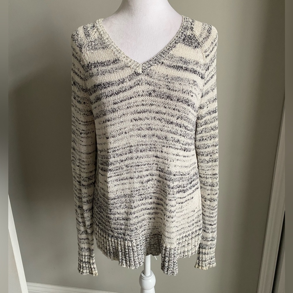 Eileen Fisher Cream and Gray Marled V-Neck Sweater